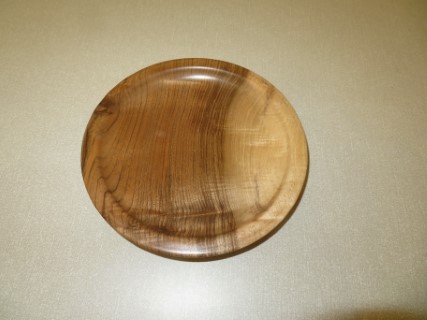 Horse chestnut platter by Geoff Christie